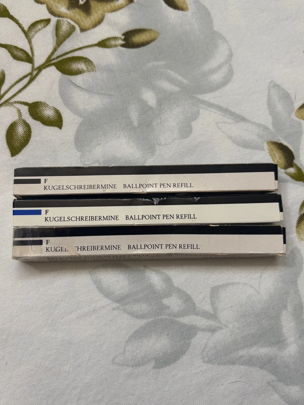 Montblanc Meisterstück Collection Ballpoint Pen with 3 refills